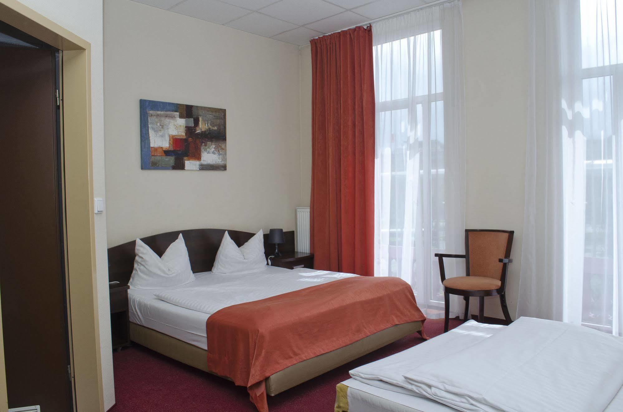 Hotel Polo am ZOB Hamburk Exteriér fotografie